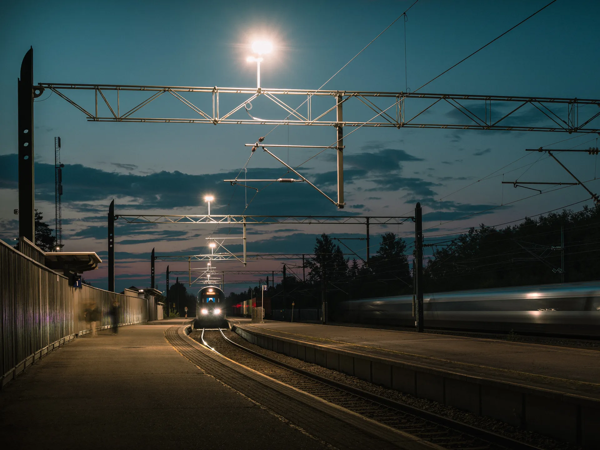 Night photography collection by Rino Falstad capturing quiet, moody scenes illuminated by artificial light.