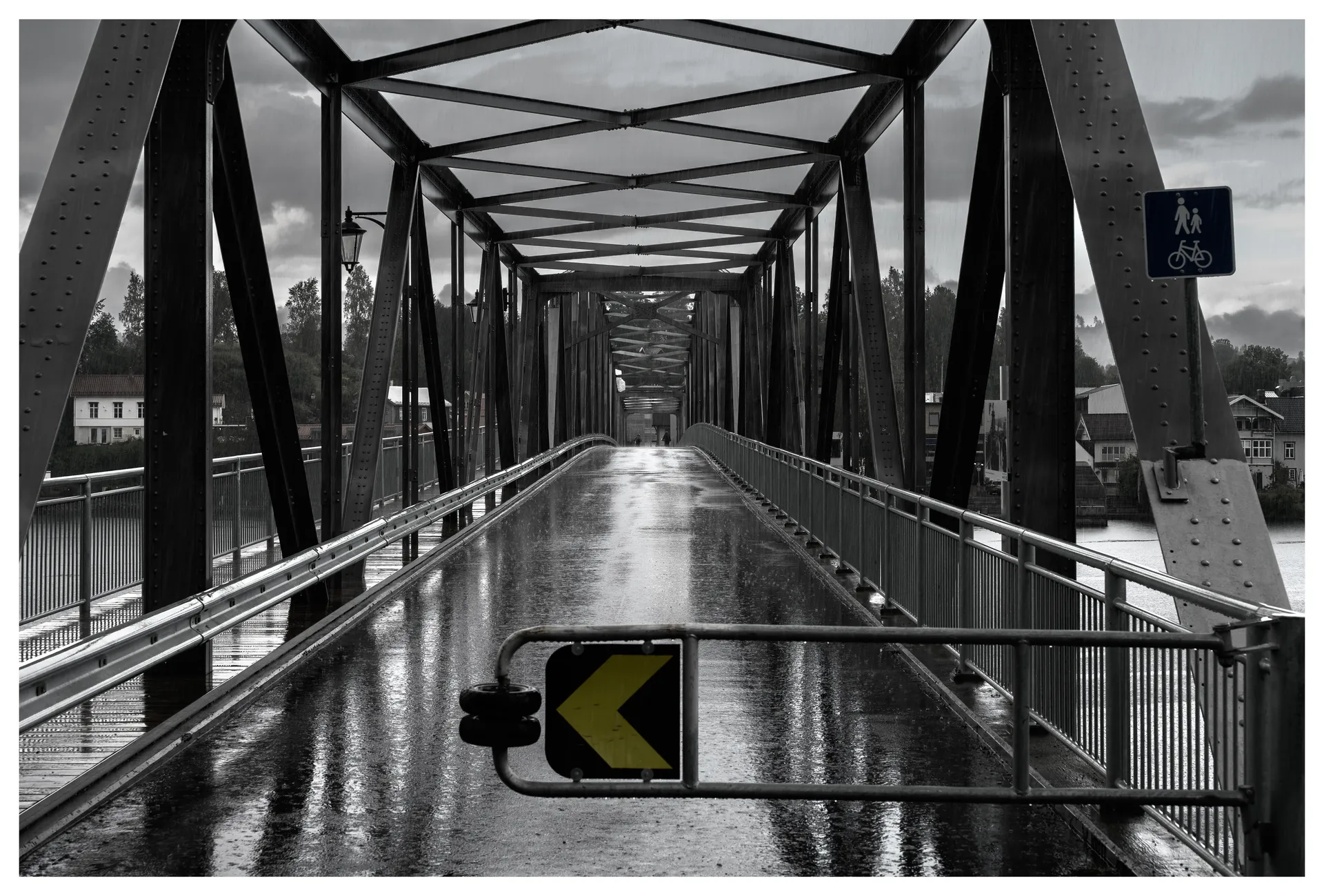 Raint on the Bridge